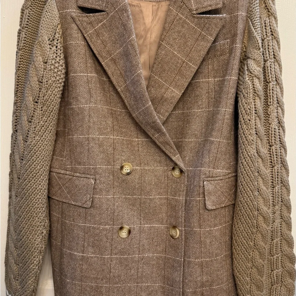 Avec Les Filles Tan Plaid Blazer with Cable Knit Sleeves - Picture 6 of 6